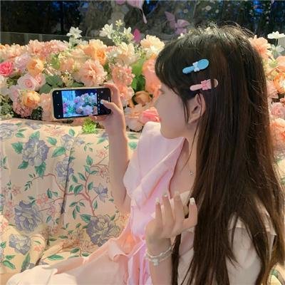 温泉屋的小老板娘